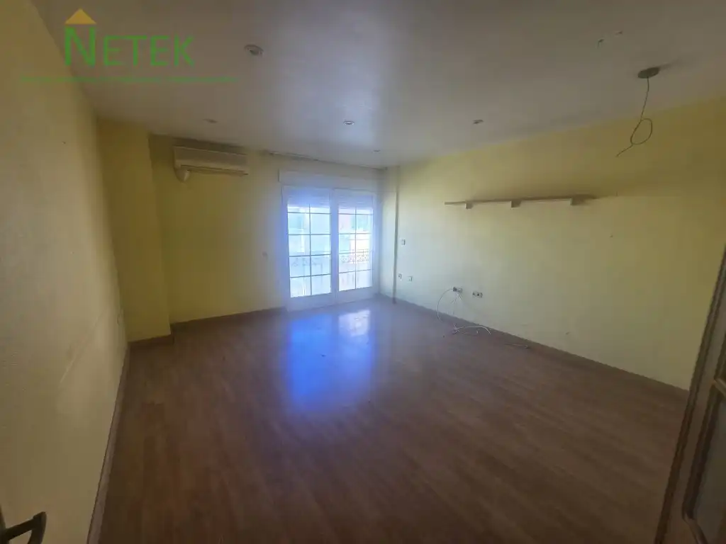 Attique avec ascenseur à vendre à Calle Cervantes