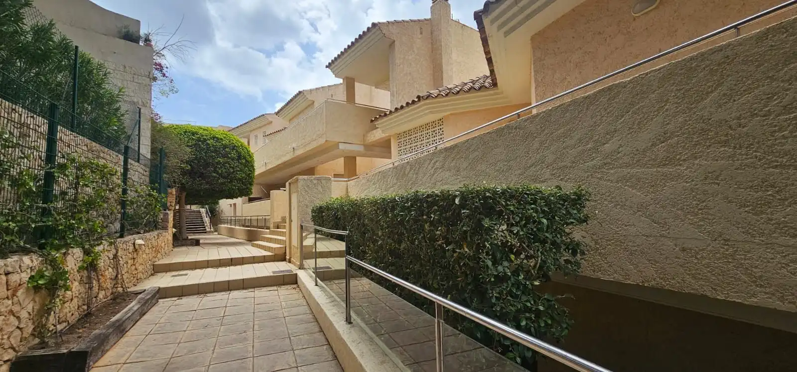 Vista exterior de Apartamento en venta en Altea con Aire acondicionado, Calefacción y Terraza
