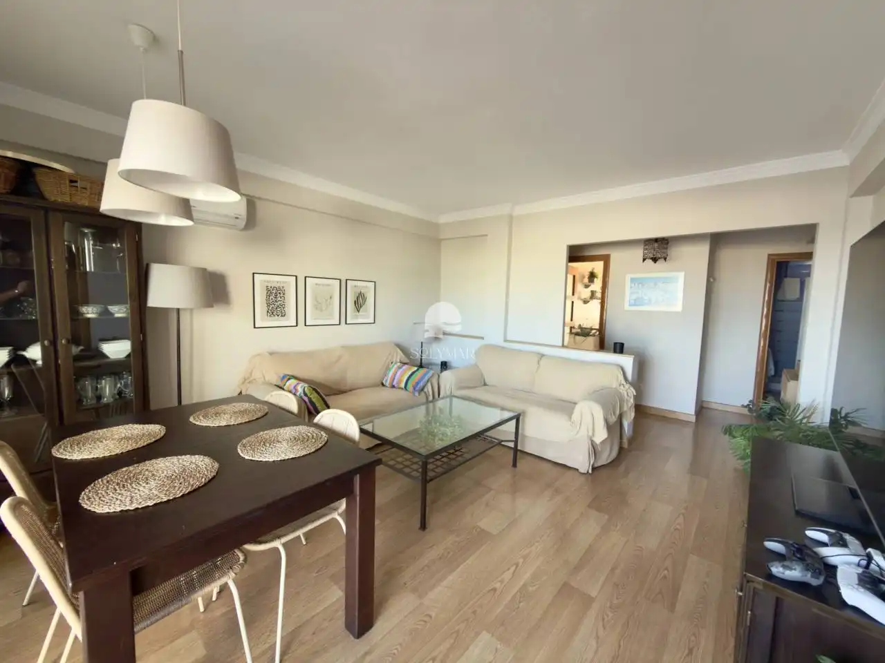 Sala d'estar de Pis de lloguer en Vélez-Málaga amb Aire condicionat, Terrassa i Moblat
