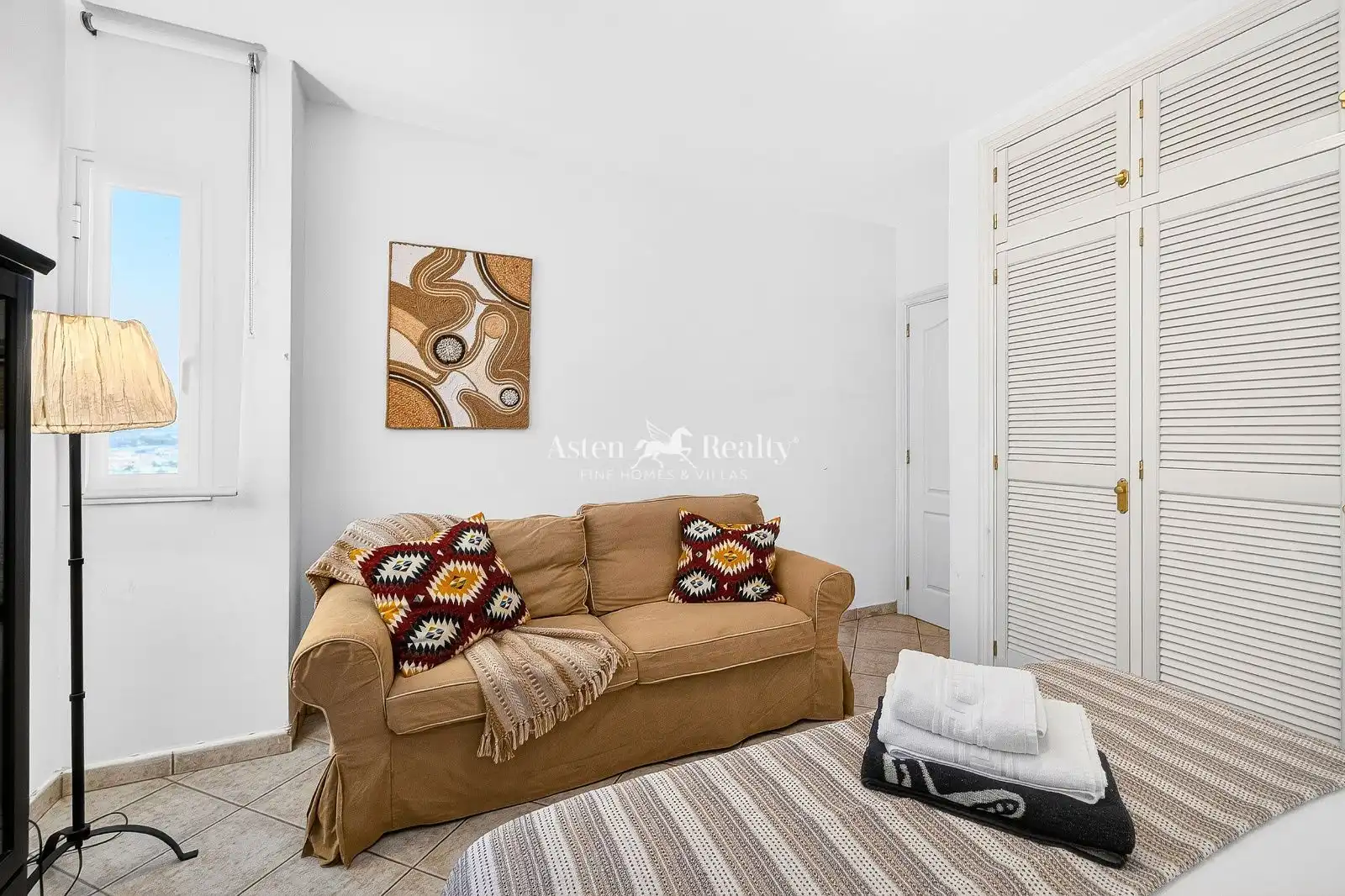 Sala de estar de Apartamento en venta en Adeje con Terraza, Piscina y Amueblado