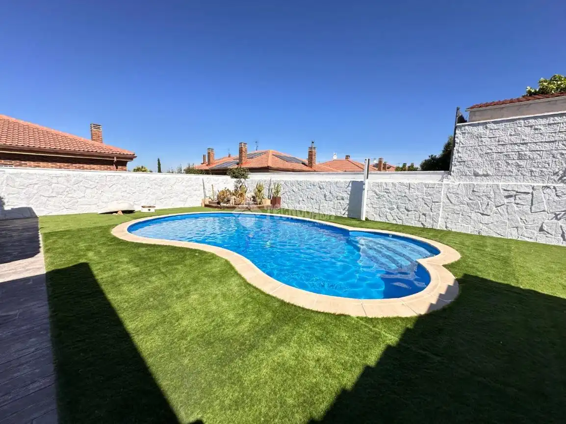 Swimming pool of Detached homes for sale in Torres de la Alameda