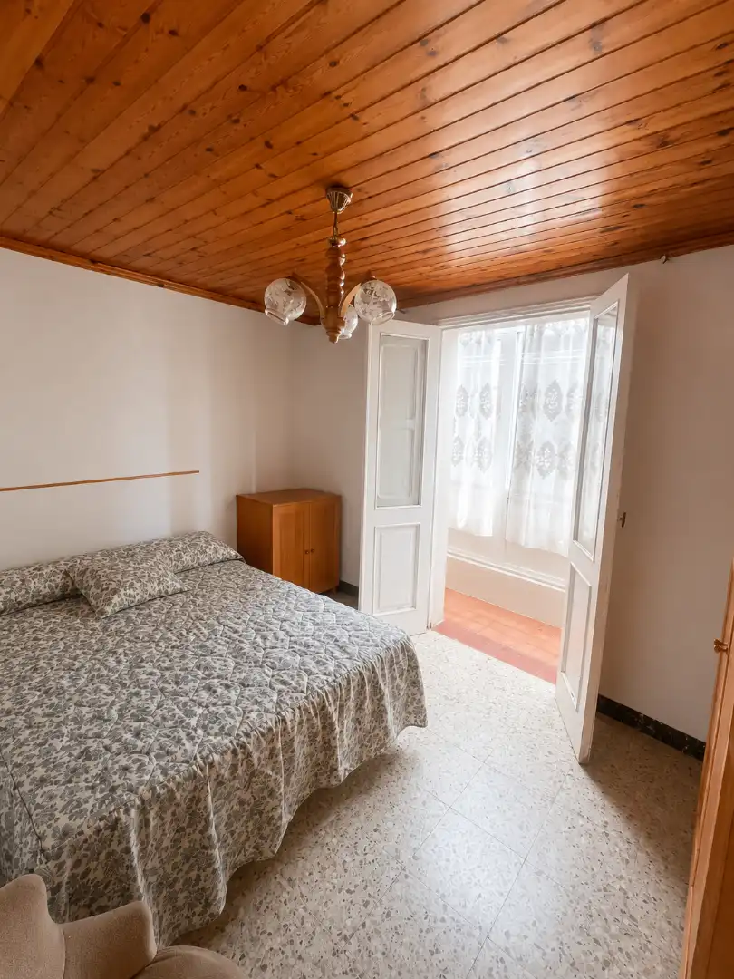 Dormitori de Casa adosada en venda en Cariño amb Moblat, Forn i Rentadora