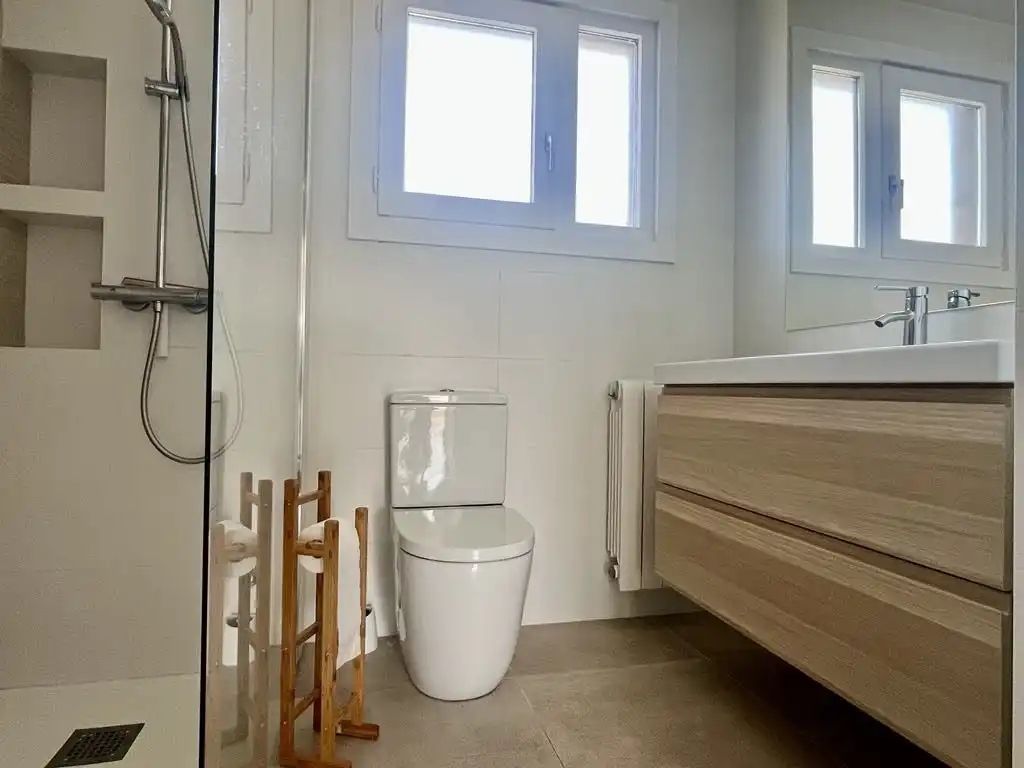 Wohnung zur Miete in Pinu Bidea, Aiete