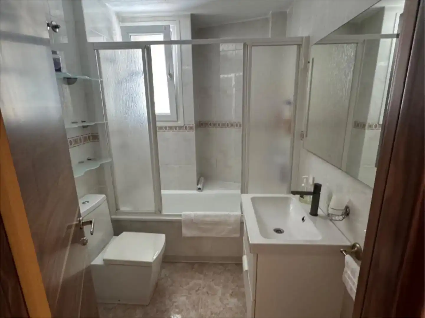 Bathroom of Flat for rent in Orihuela Costa