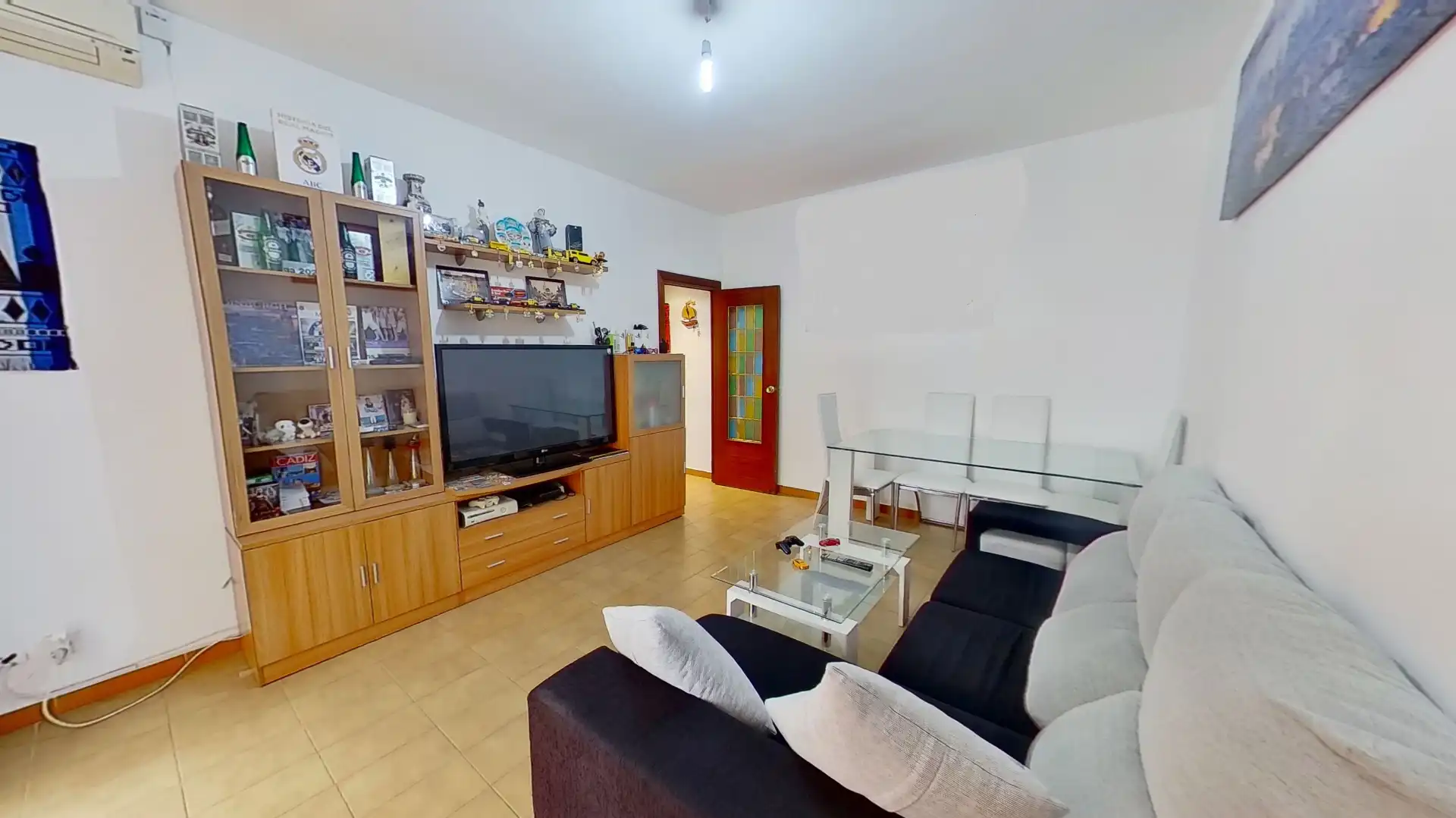 Sala d'estar de Pis en venda en Barcelona amb Balcó