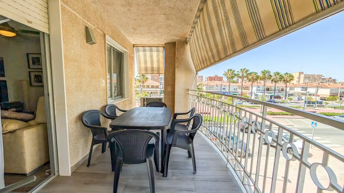 Terrasse von Wohnung zum Verkauf in Santa Pola mit Klimaanlage, Terrasse und Möbliert
