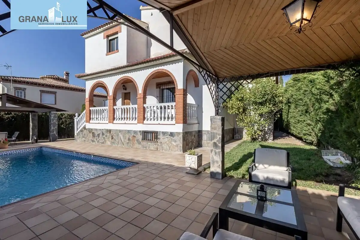 Chalet en venta en CALLE LIRIO, imagen 41