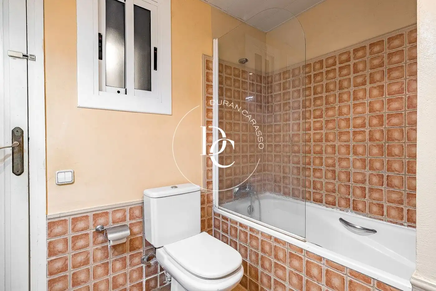 Baño de Piso en venta en Barcelona con Aire acondicionado y Calefacción