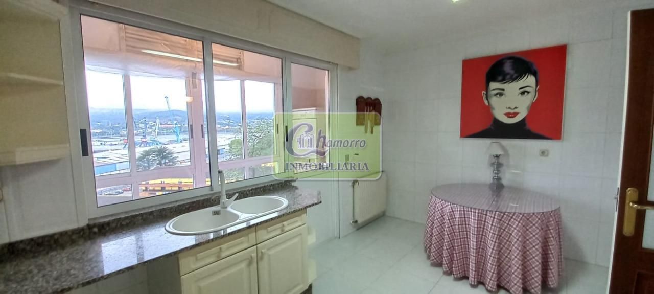 Cuina de Dúplex en venda en Ferrol amb Calefacció