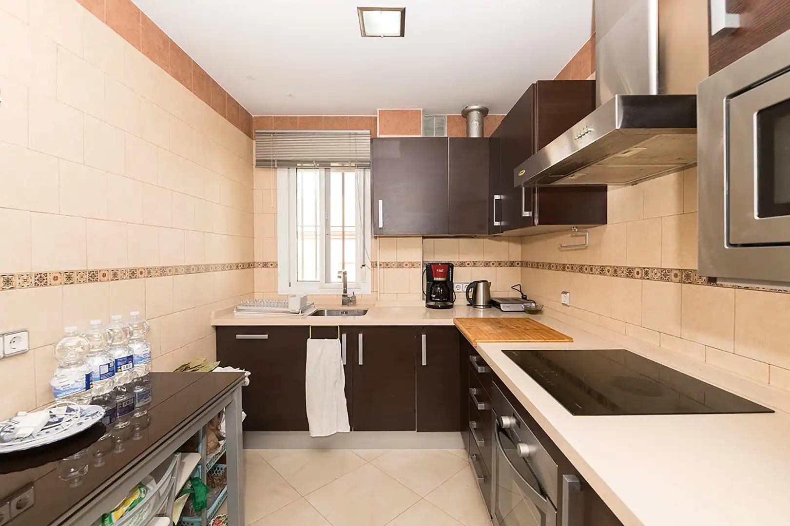 Flat with terrace for sale in Calle Zahara, imagen 7