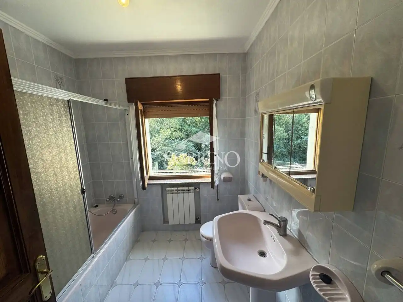 Baño de Casa o chalet en venta en Llanes con Calefacción, Jardín privado y Terraza