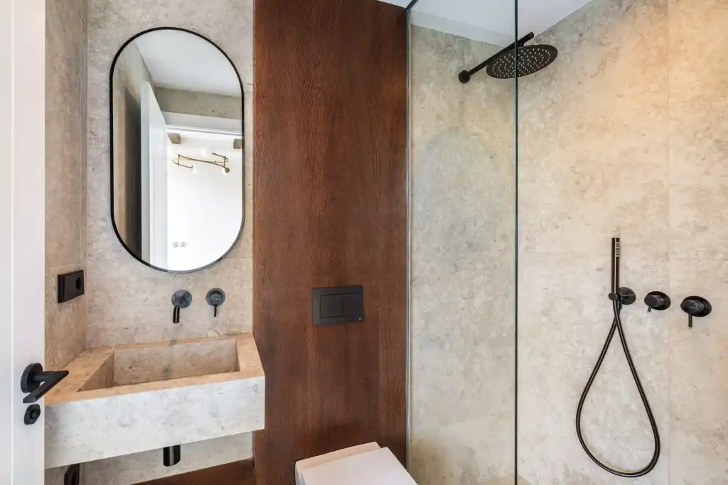 Badezimmer von Einfamilien-Reihenhaus zum Verkauf in  Palma de Mallorca mit Klimaanlage, Heizung und Terrasse