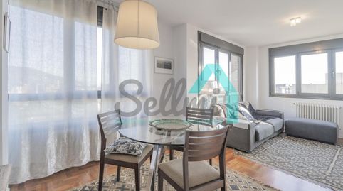 Foto 4 de Piso de alquiler en Carlos Asensio Bretones, Santo Domingo - El Campillín, Oviedo