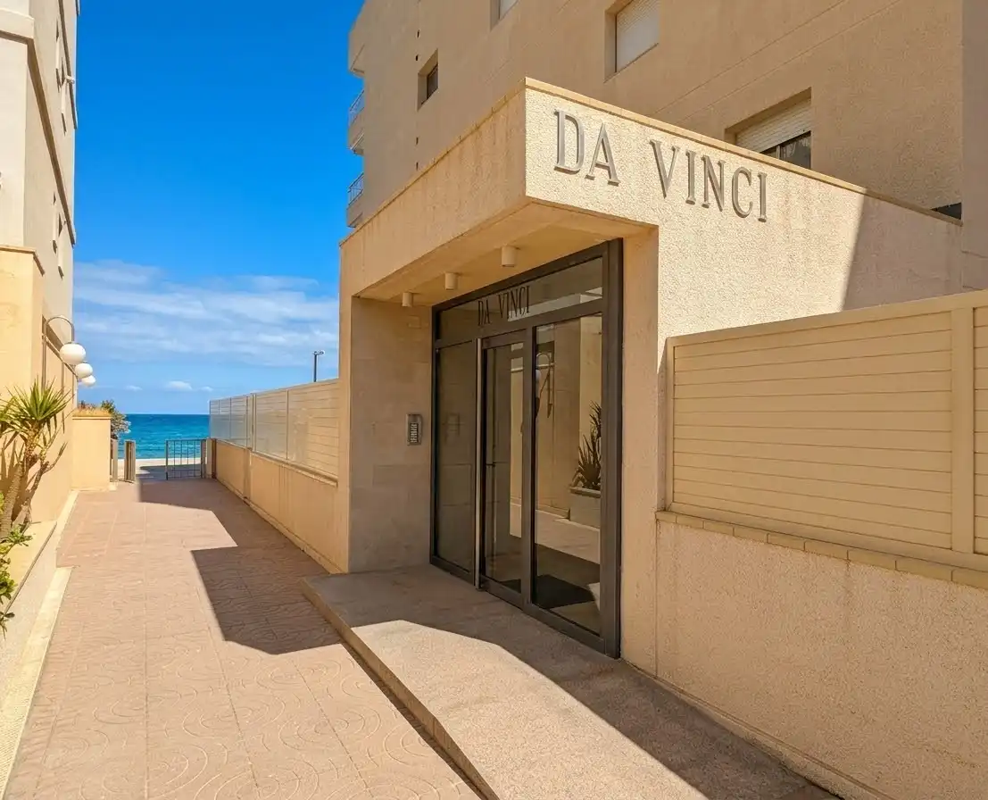 Vista exterior de Planta baja en venta en Castell d'Aro, Platja d'Aro i s'Agaró con Aire acondicionado, Calefacción y Jardín privado