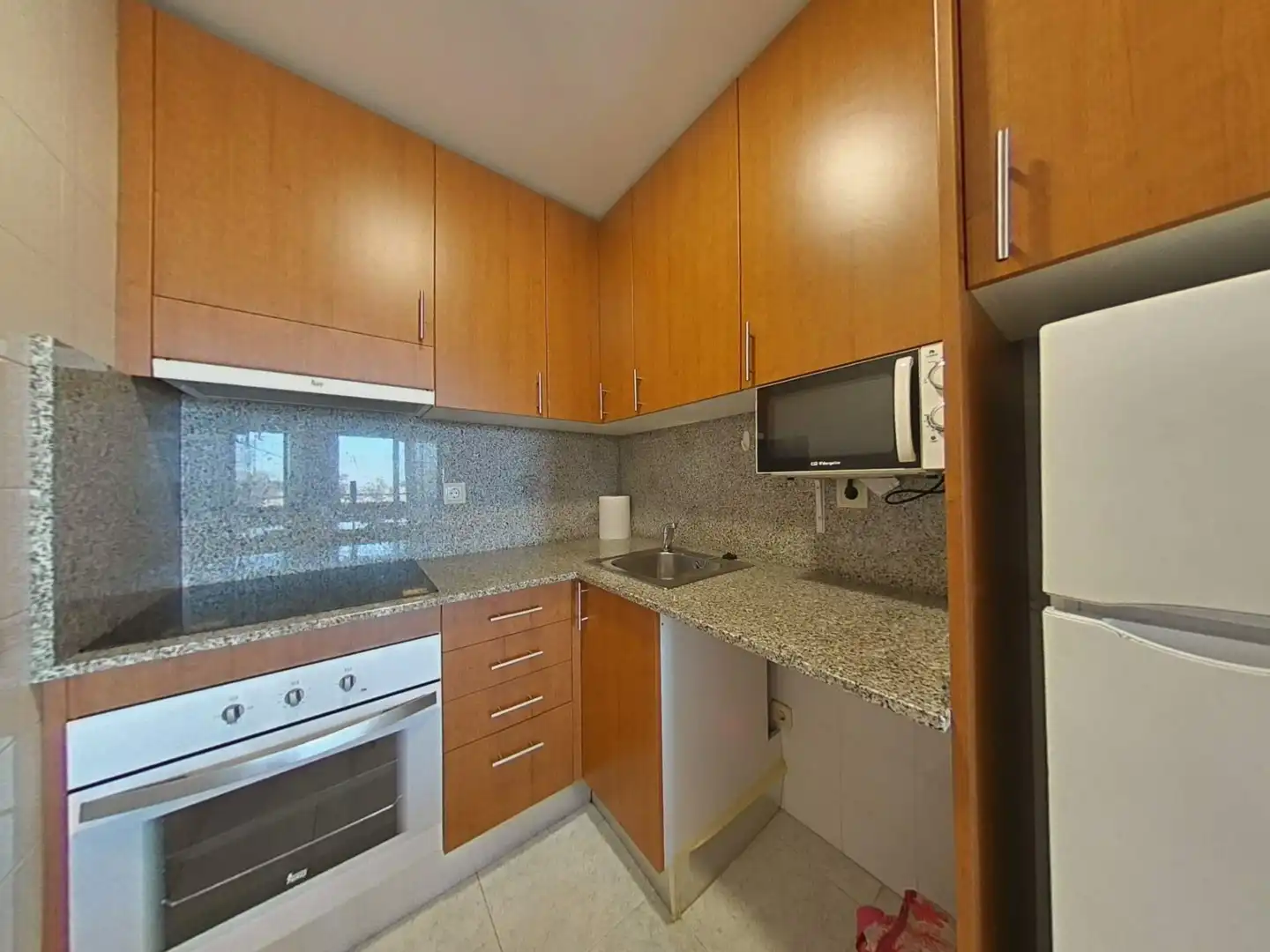 Cuina de Apartament en venda en Vila-seca amb Aire condicionat, Jardí privat i Terrassa