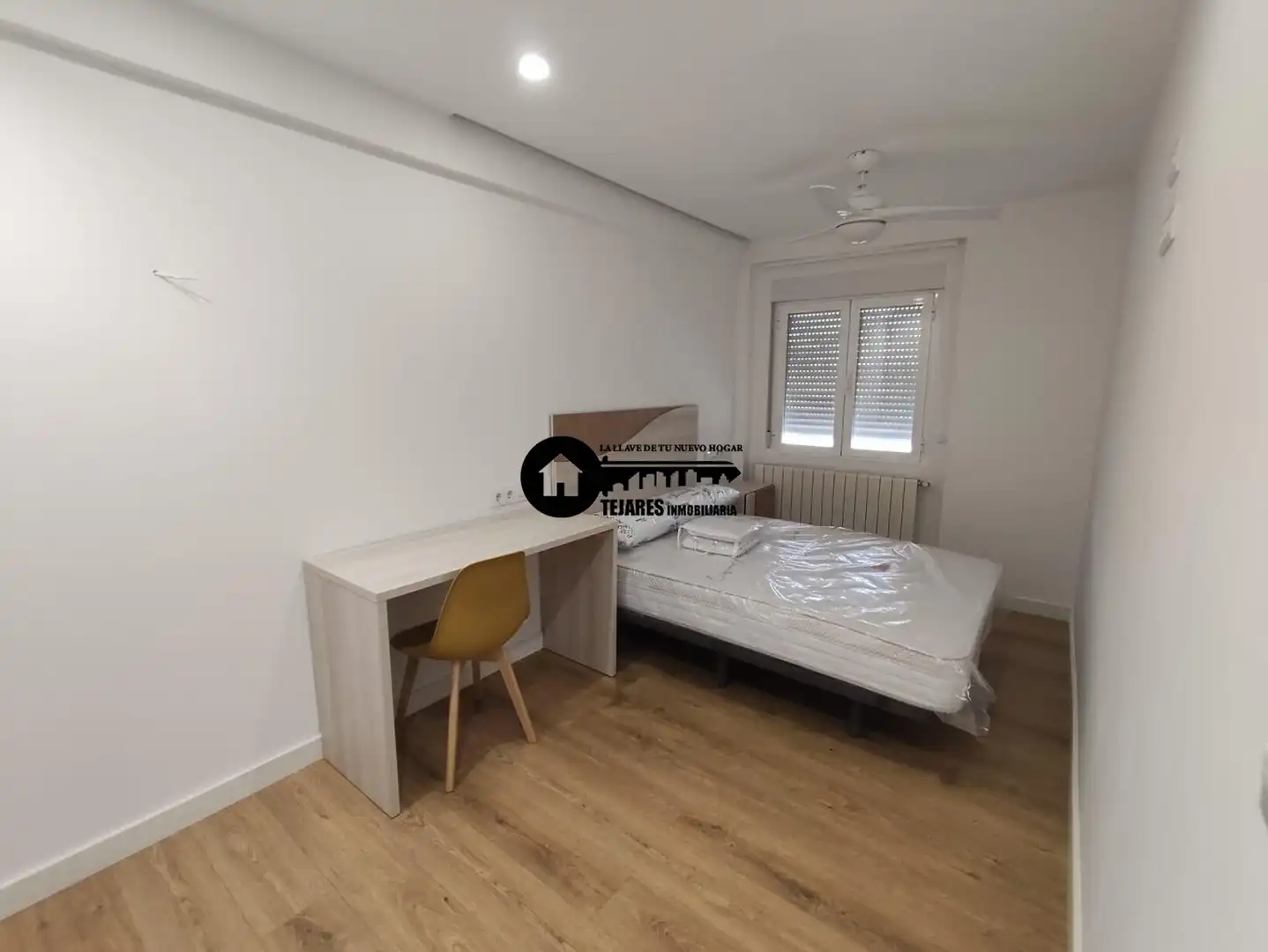 Habitación de Piso de alquiler en Albacete con Calefacción y Balcón