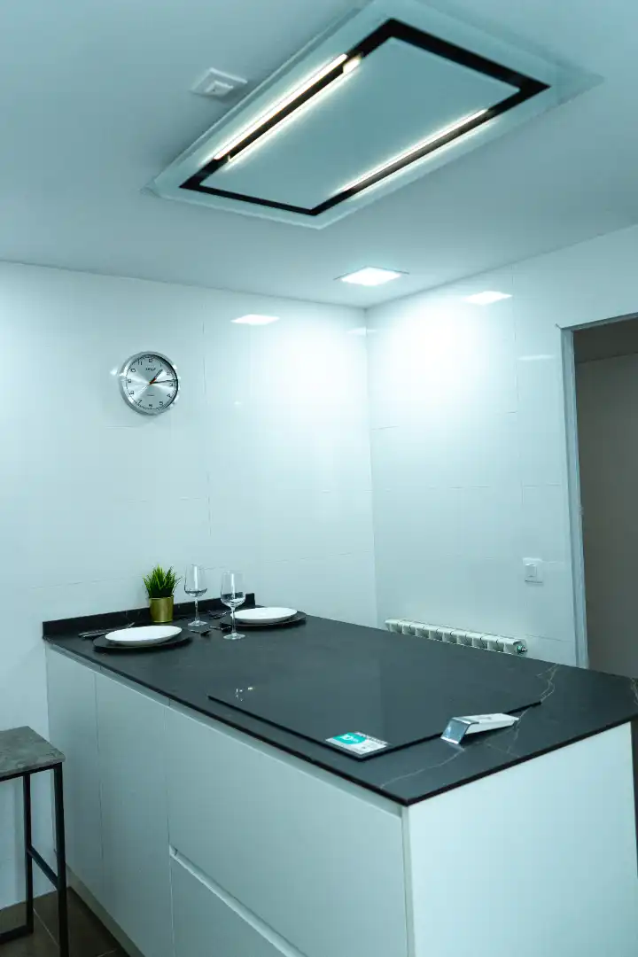 Kitchen of Flat for share in Zaragoza  with Air Conditioner, Heating and Private garden