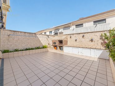 Villa con balcone in vendita a Calle de Islas Galapagos