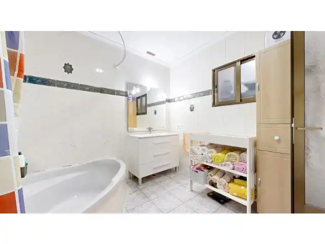 Baño de Casa o chalet en venta en Alzira con Terraza, Trastero y Piscina
