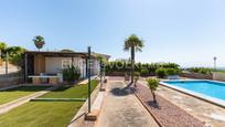 Vista exterior de Casa o xalet en venda en Alginet amb Aire condicionat, Calefacció i Jardí privat