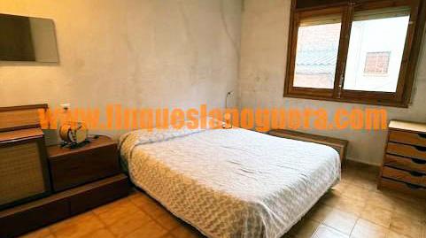 Foto 5 de Casa adosada en venda a Castelló de Farfanya, Lleida