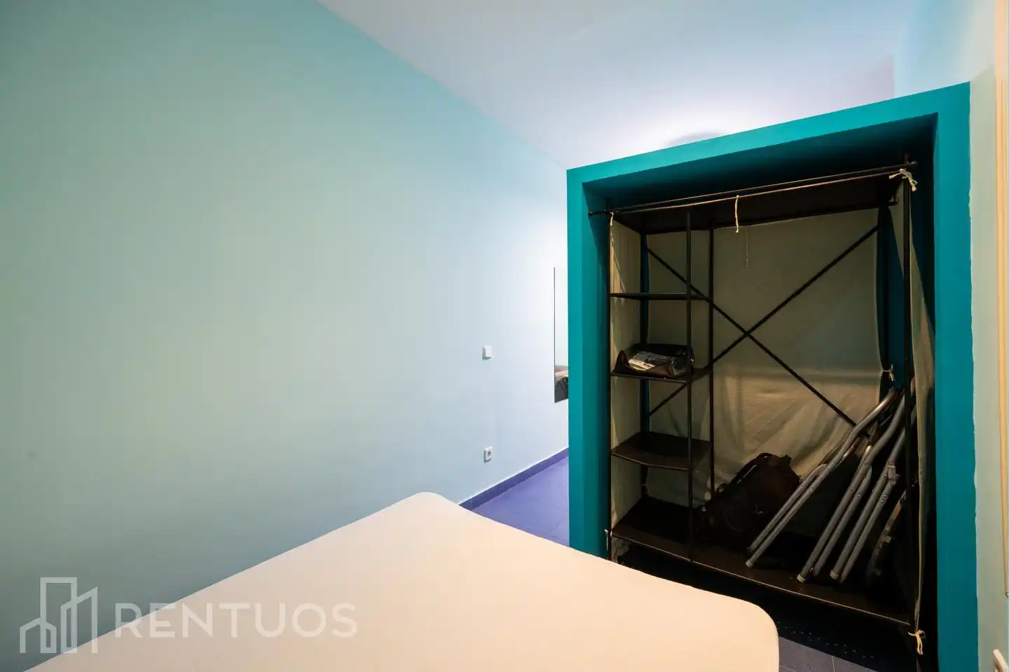 Habitación de Estudio de alquiler en Madrid con Amueblado