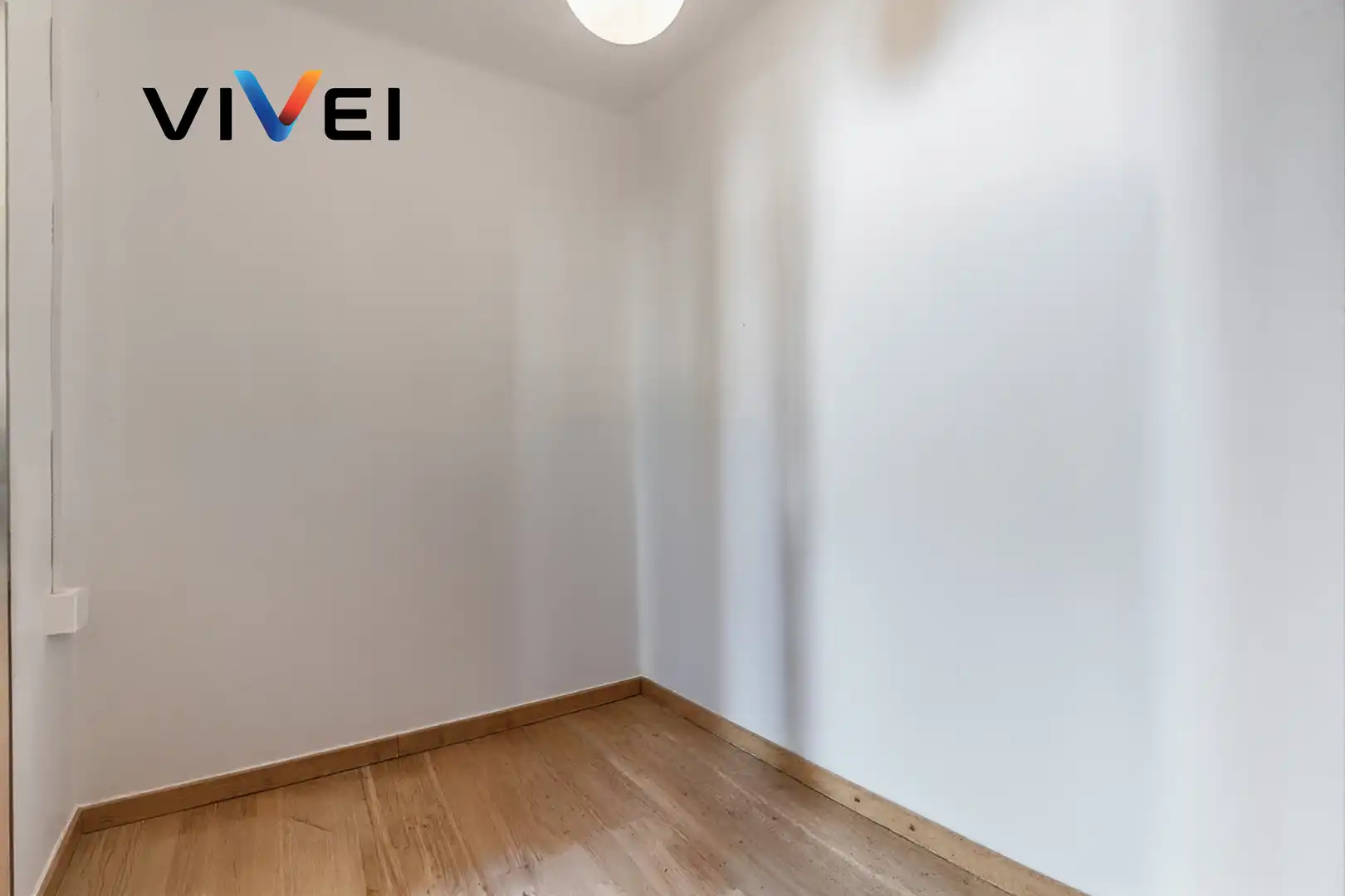 Habitación de Piso en venta en Madrid con Calefacción y Balcón