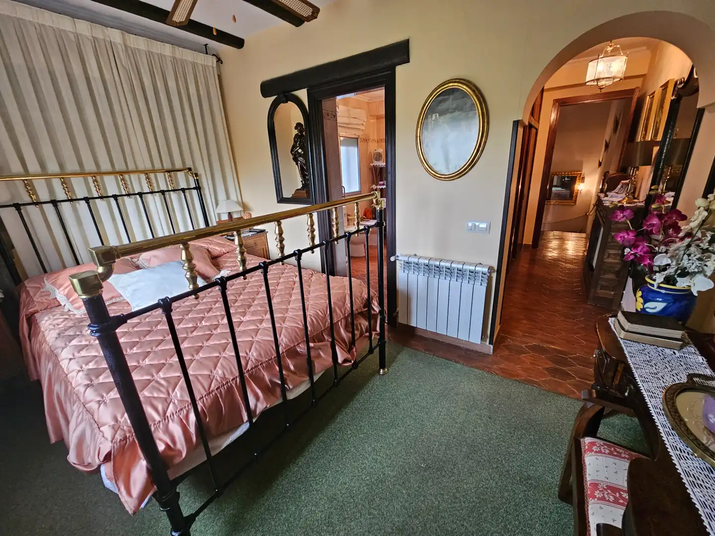 Schlafzimmer von Haus oder Chalet zum Verkauf in Cabanillas de la Sierra mit Heizung, Privatgarten und Terrasse