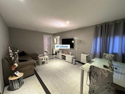 Living room of Flat for sale in  Madrid Capital  with Air Conditioner and Heating