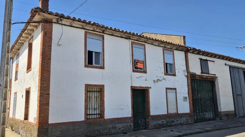 Foto 2 de Casa o chalet en venta en Calle Molino, 31, Valdepolo, León