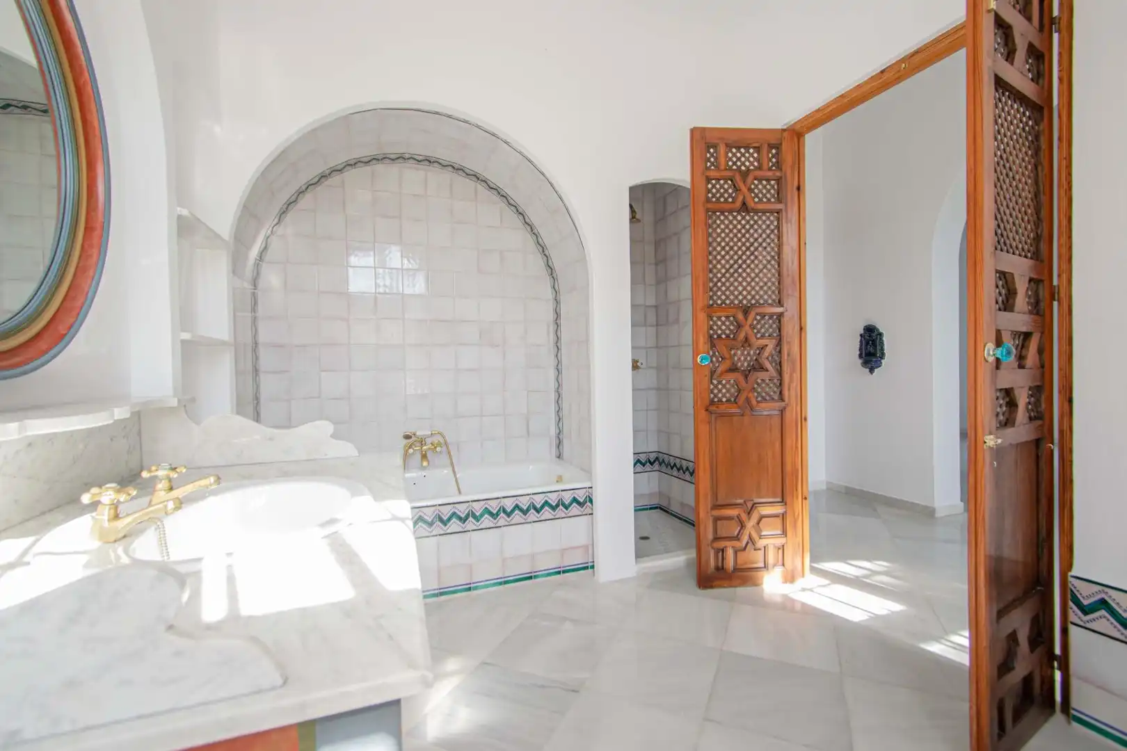 Baño de Casa o chalet en venta en Valencina de la Concepción con Aire acondicionado, Jardín privado y Terraza