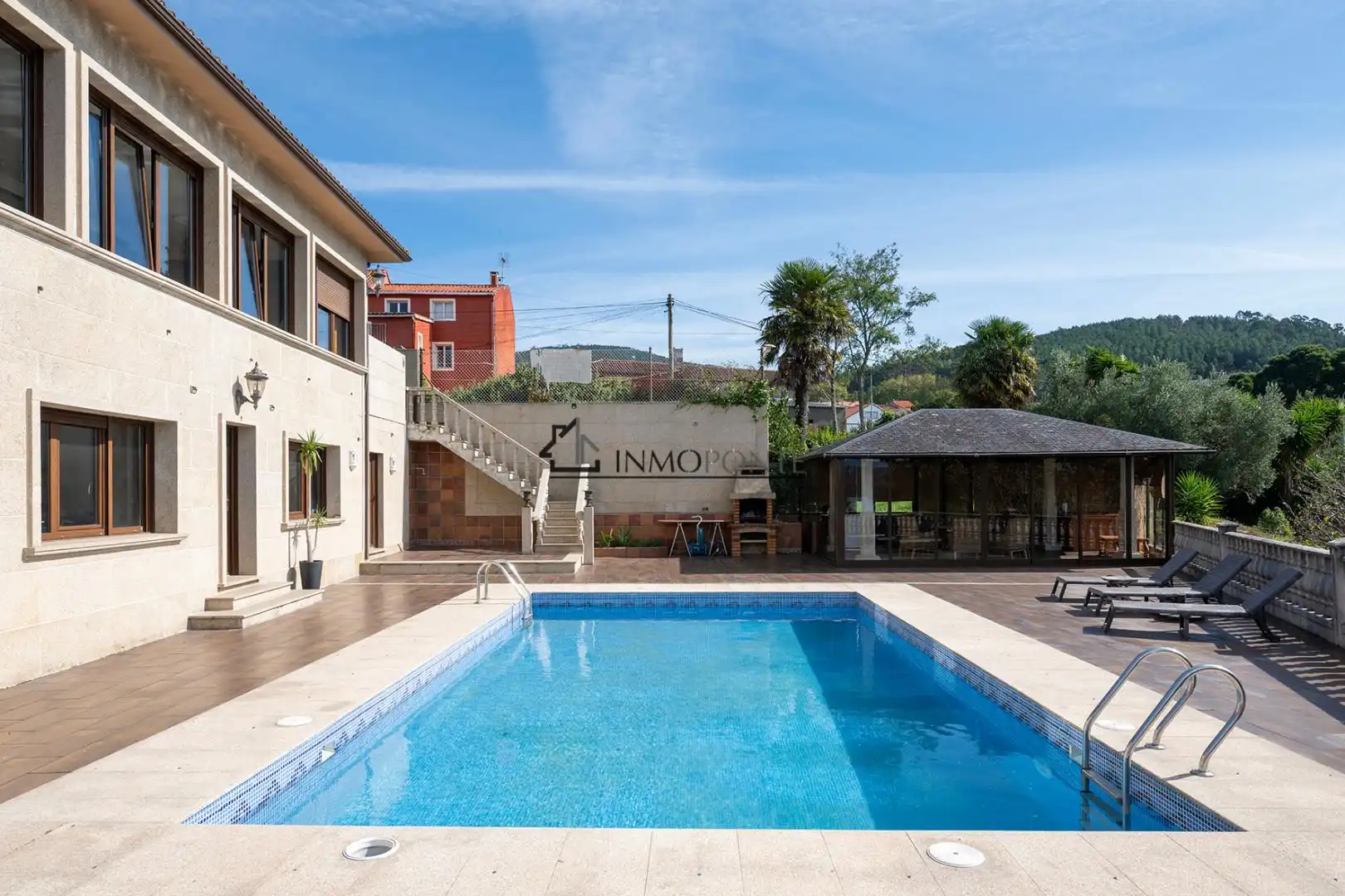 Swimming pool of Houses for sale in Vilagarcía de Arousa  with Private garden