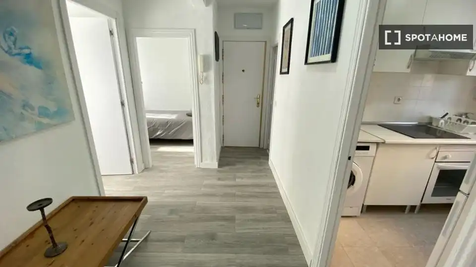 Flat for share in Madrid  with Air Conditioner, Terrace and Furnished