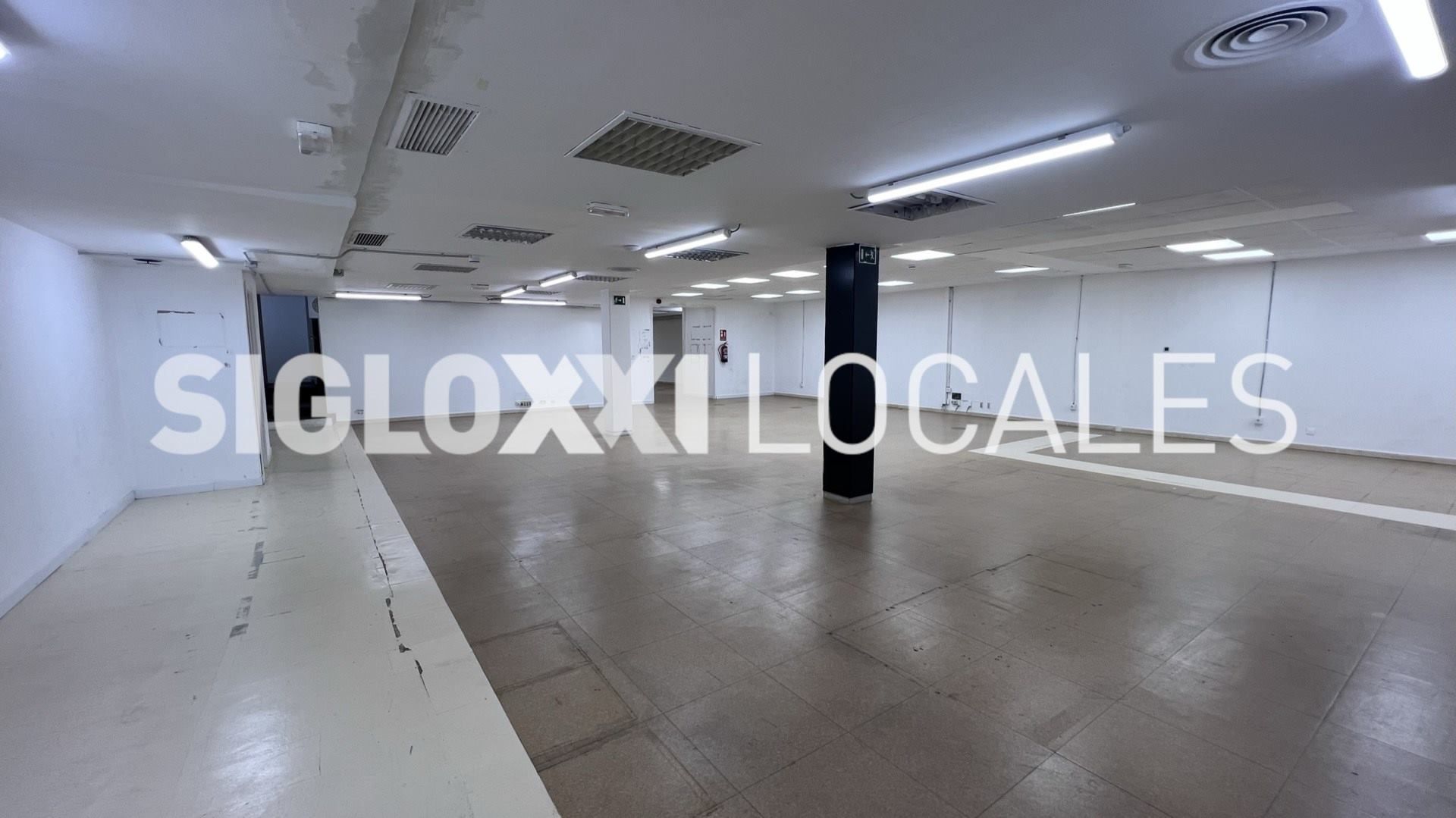 Local de lloguer en  Barcelona Capital amb Aire condicionat