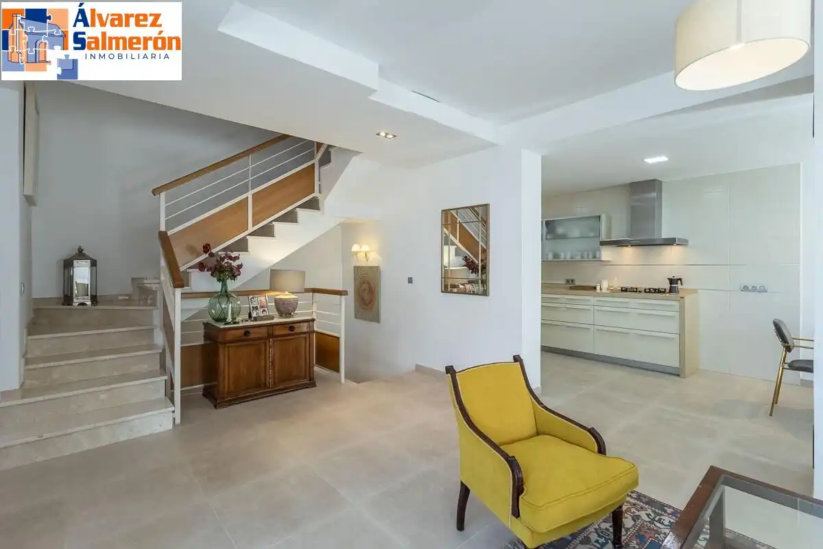 Houses for sale in Huétor Vega  with Air Conditioner, Heating and Terrace