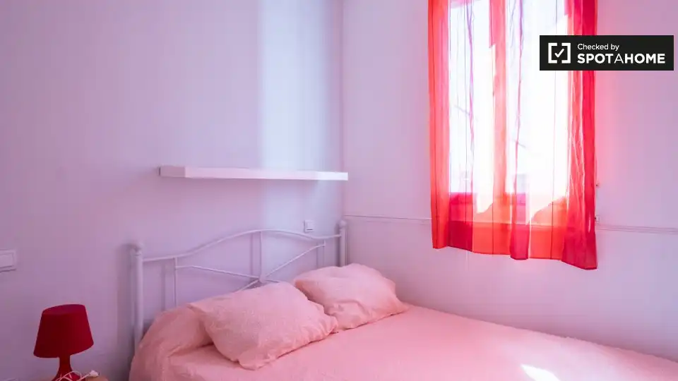 Habitación de Piso de alquiler en Madrid con Aire acondicionado, Calefacción y Amueblado