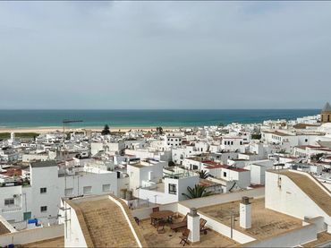 Flat with lift for sale in Conil