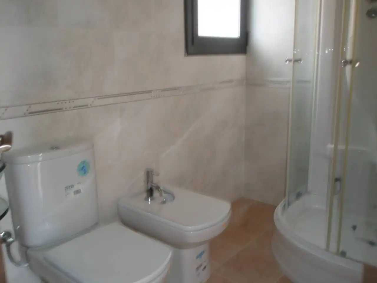 Baño de Casa o chalet en venta en La Roca del Vallès con Aire acondicionado, Calefacción y Jardín privado
