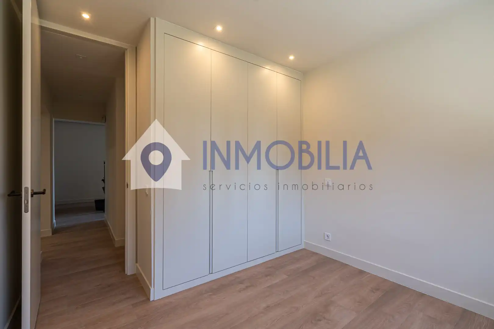 Bedroom of Flat for sale in Madrid  with Air Conditioner, Heating and Terrace