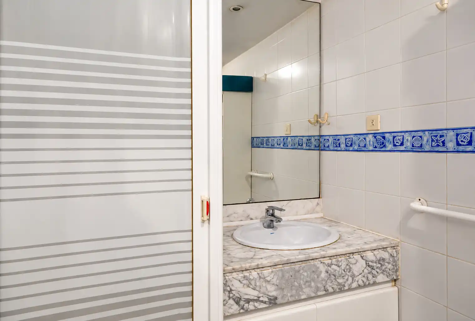Piso con terraza en venta en Carrer de la Mare de Déu de Port 347, imagen 14