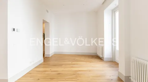 Photo 2 of Flat for sale in Calle de Serrano Anguita, Justicia - Chueca, Madrid Capital