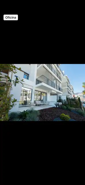 Außenansicht von Wohnung zur Miete in Estepona mit Klimaanlage, Terrasse und Ofen