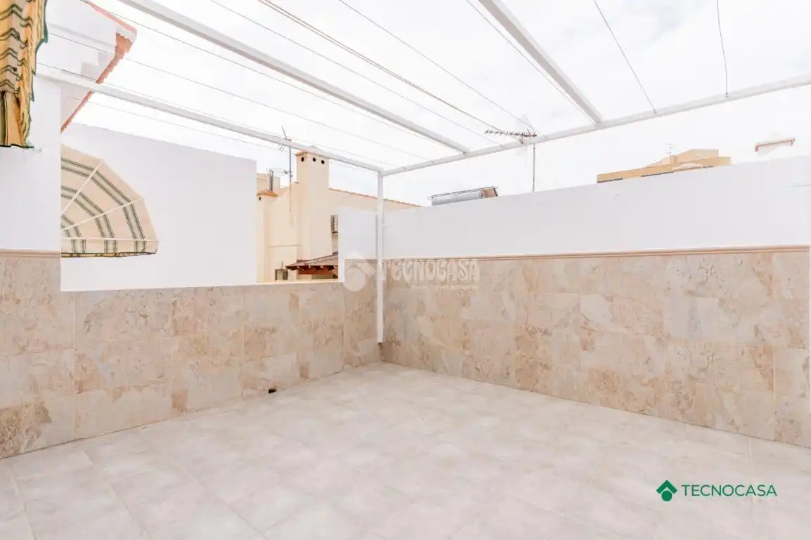 Piso en venta en Roquetas de Mar con Aire acondicionado, Terraza y Balcón