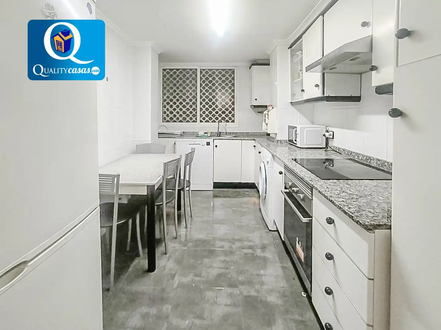 Kitchen of Apartments for sale in Alicante / Alacant  with Air Conditioner, Heating and Community pool