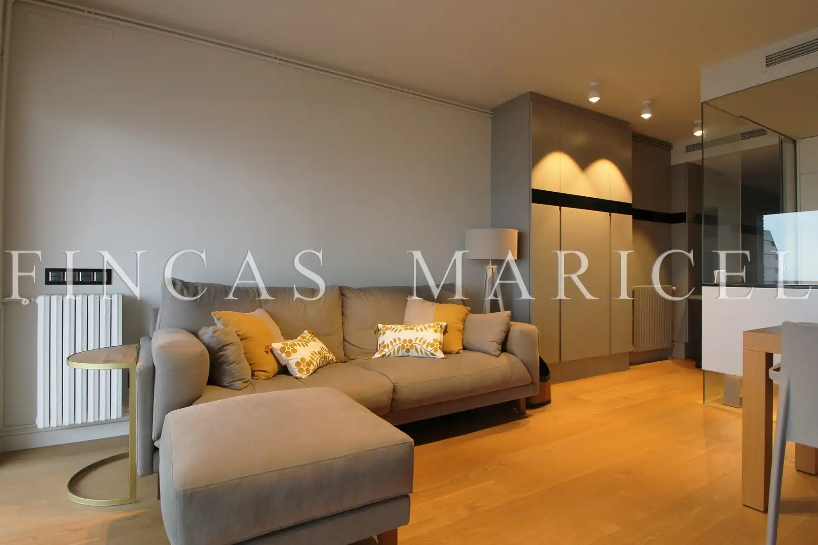 Living room of Flat for sale in Sitges  with Air Conditioner, Heating and Terrace