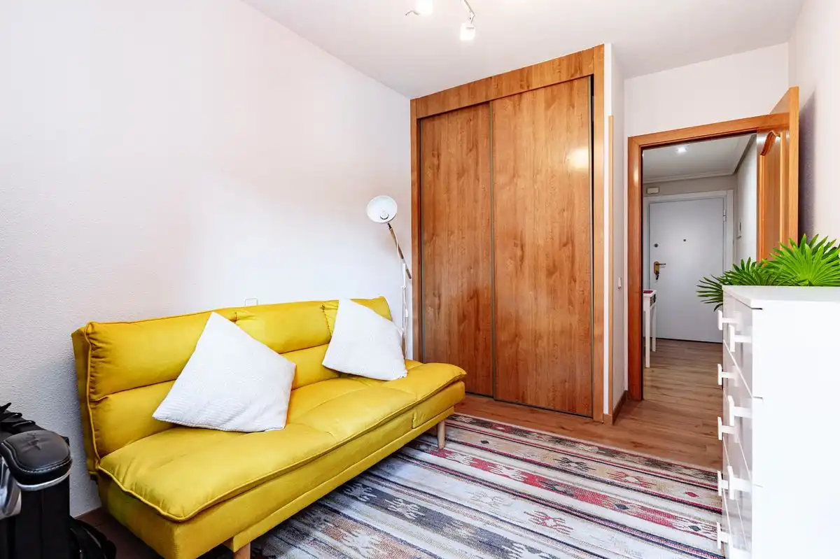 Bedroom of Flat for sale in Alcalá de Henares  with Air Conditioner, Heating and Private garden