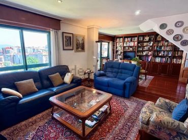 Flat with lift for sale in Centro Urbano