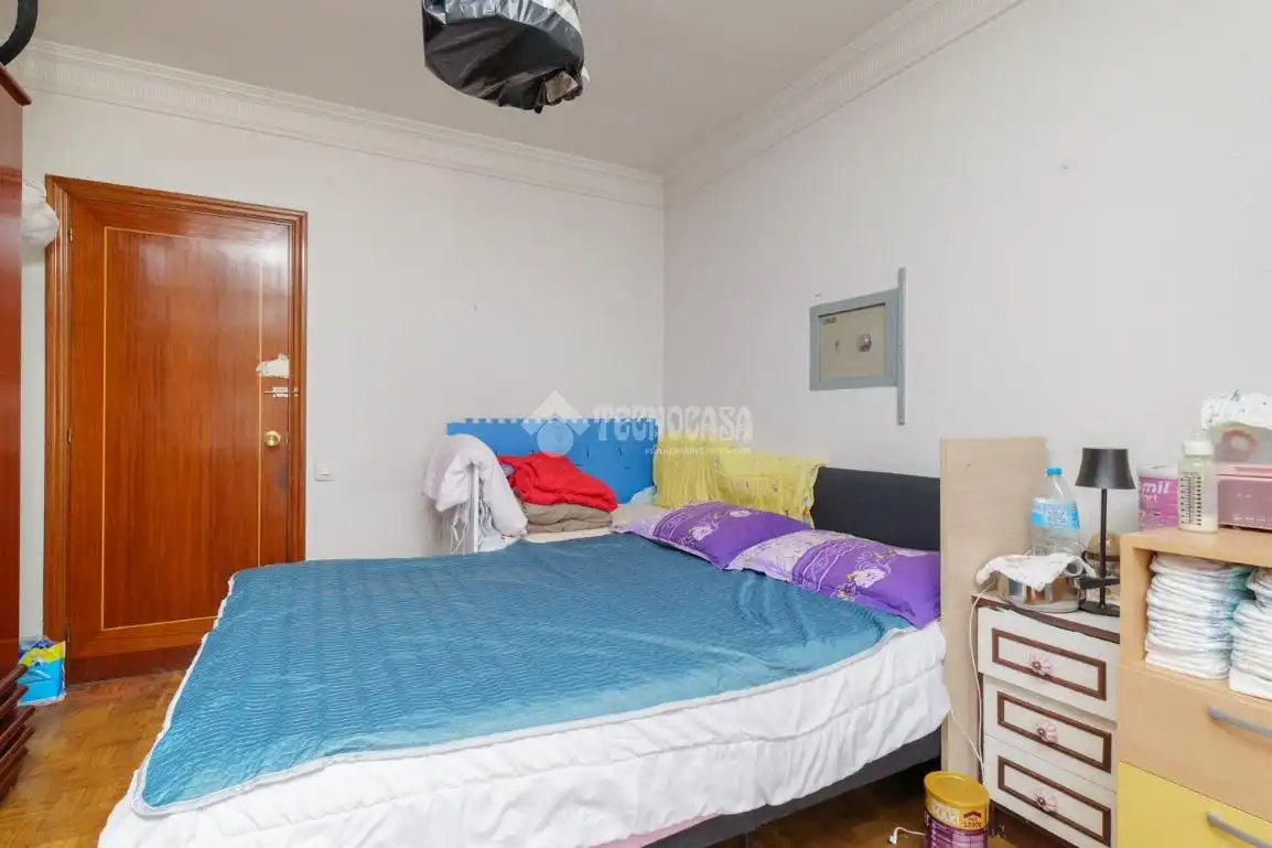 Dormitori de Pis en venda en Madrid amb Aire condicionat i Calefacció