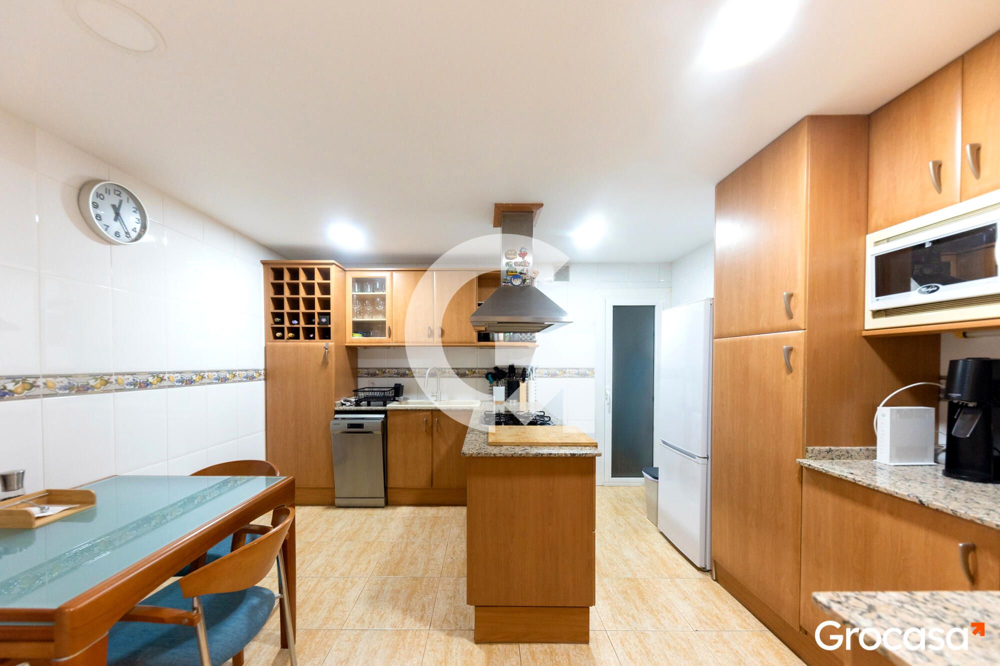 Cocina de Piso en venta en  Barcelona Capital con Aire acondicionado y Horno