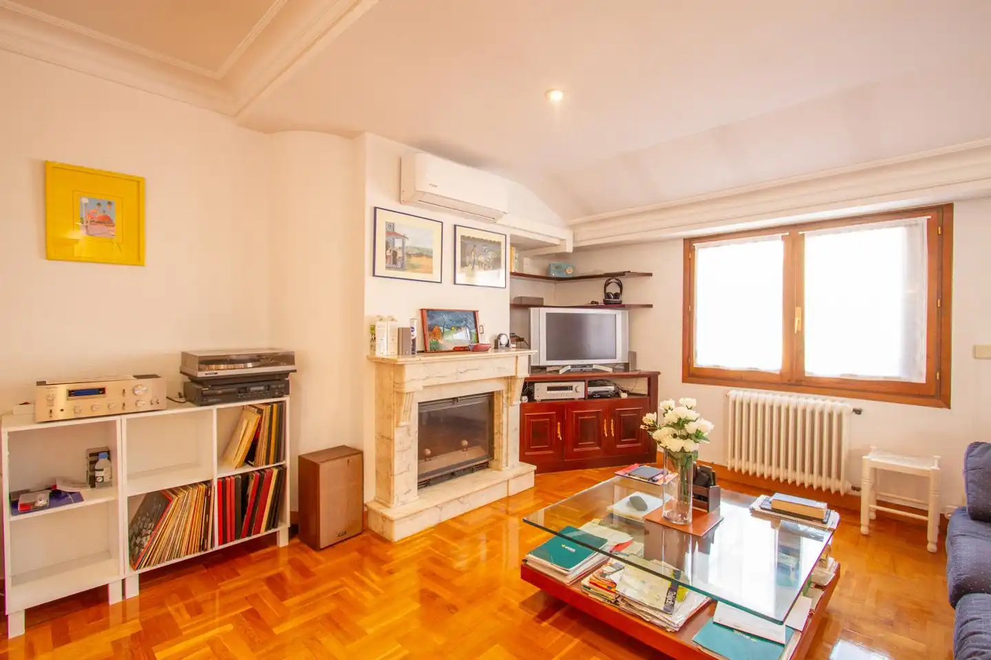 Wohnzimmer von Maisonette zum Verkauf in Villava / Atarrabia mit Klimaanlage, Heizung und Terrasse